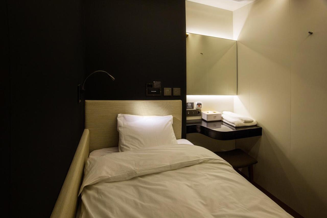 Darakhyu Incheon Airport Terminal No.1 Capsule Hotel ภายนอก รูปภาพ